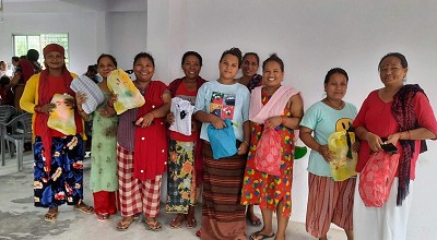Fkb Distribution To Women From Slum Area.jpg 2